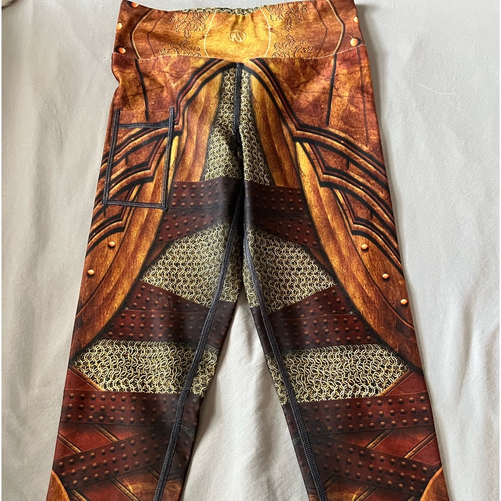 INKnBURN GOT Capris